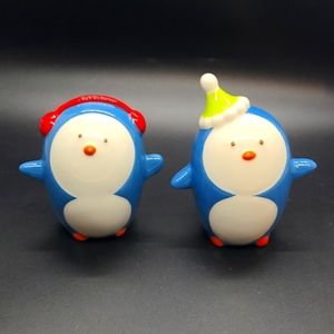 Holiday 08 Be Merry Penguin Salt & Pepper Shaker